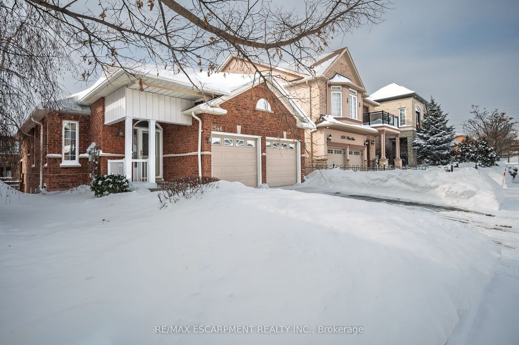 Photo of 2546 Nichols Drive, Oakville, ON L6H 7L3 (MLS # W12786608)