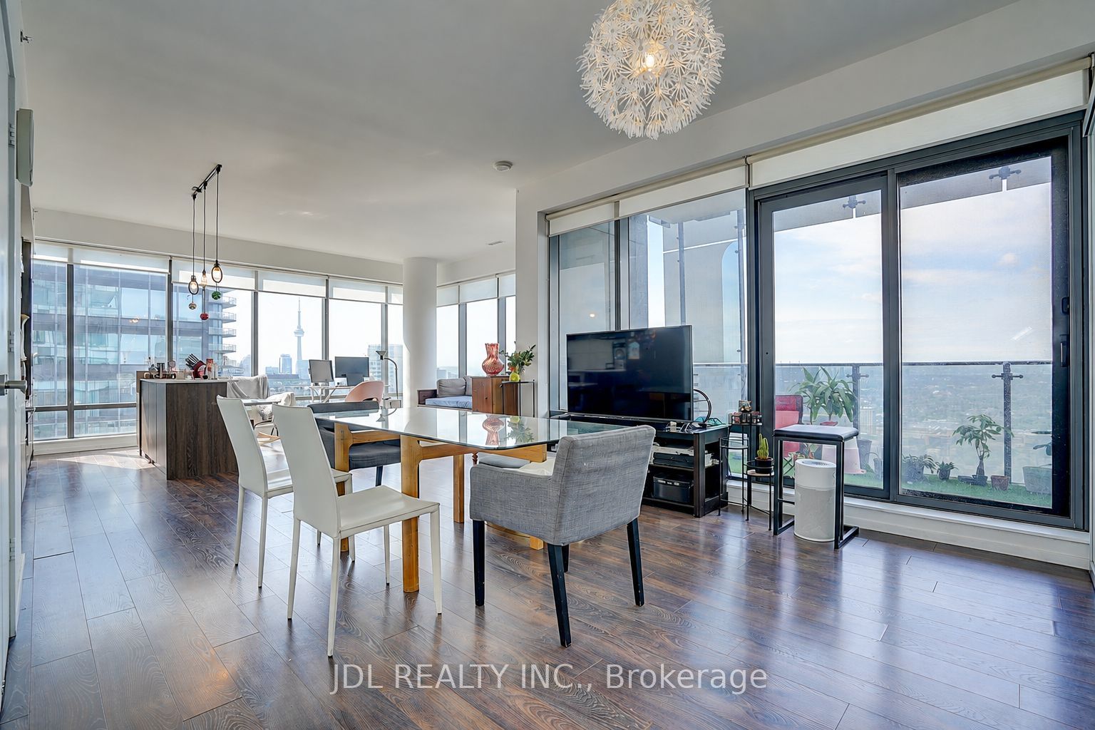 5 St Joseph Street 4502