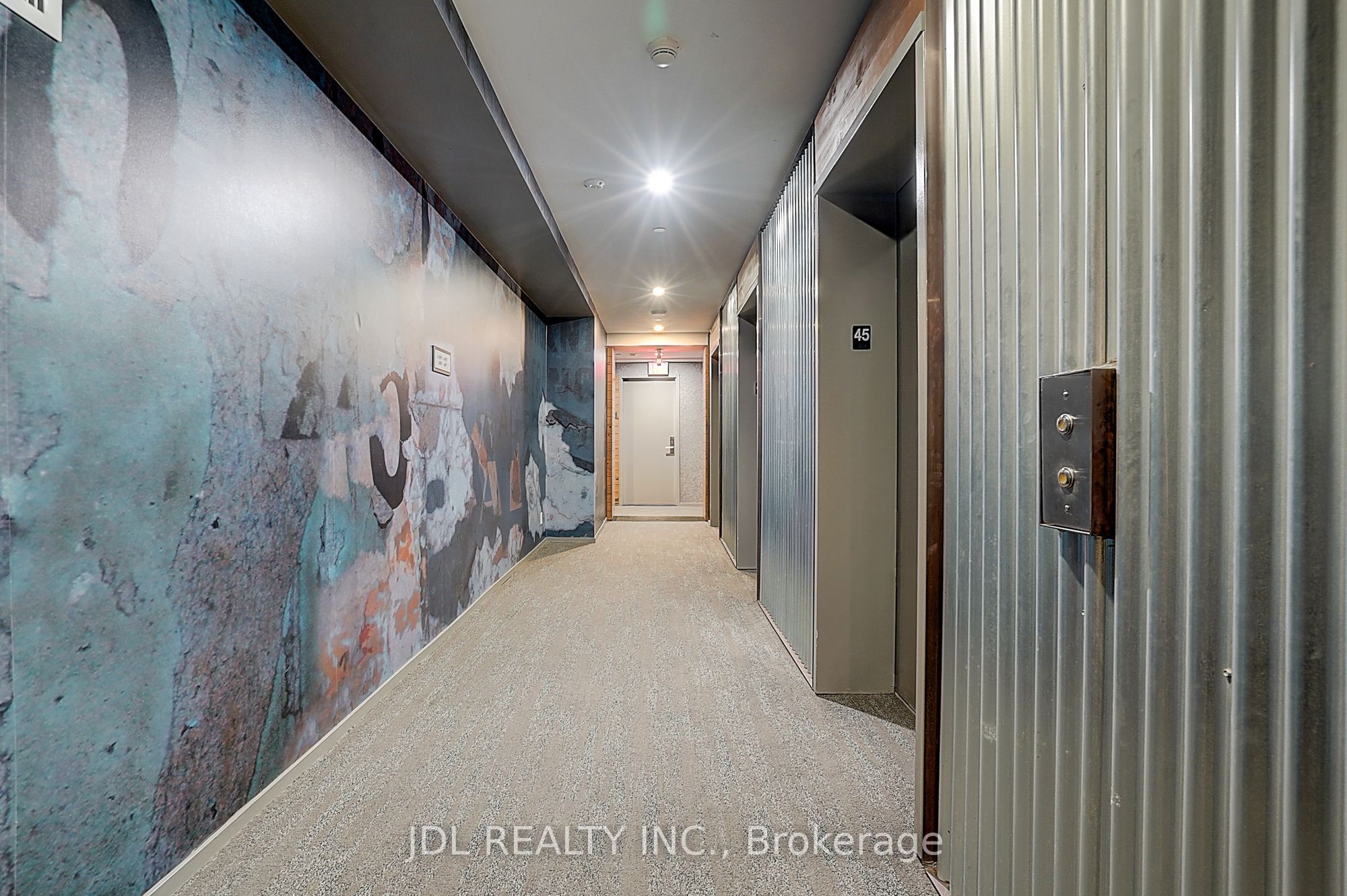 5 St Joseph Street 4502
