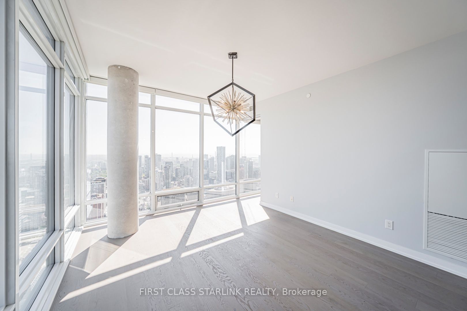 488 University Avenue 4802