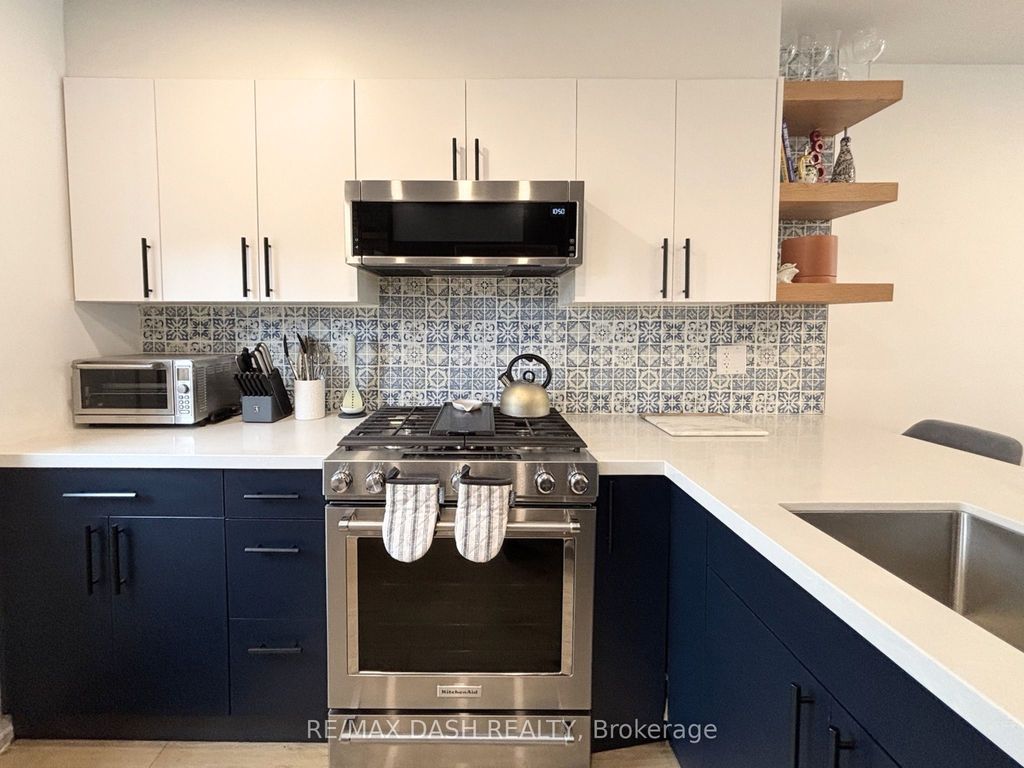 Photo of 3312 Bathurst Street, Toronto, ON M6A 2B6 (MLS # C13058058)