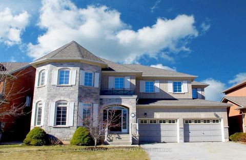 3369 Springflower Way Oakville ON L6L 6V1