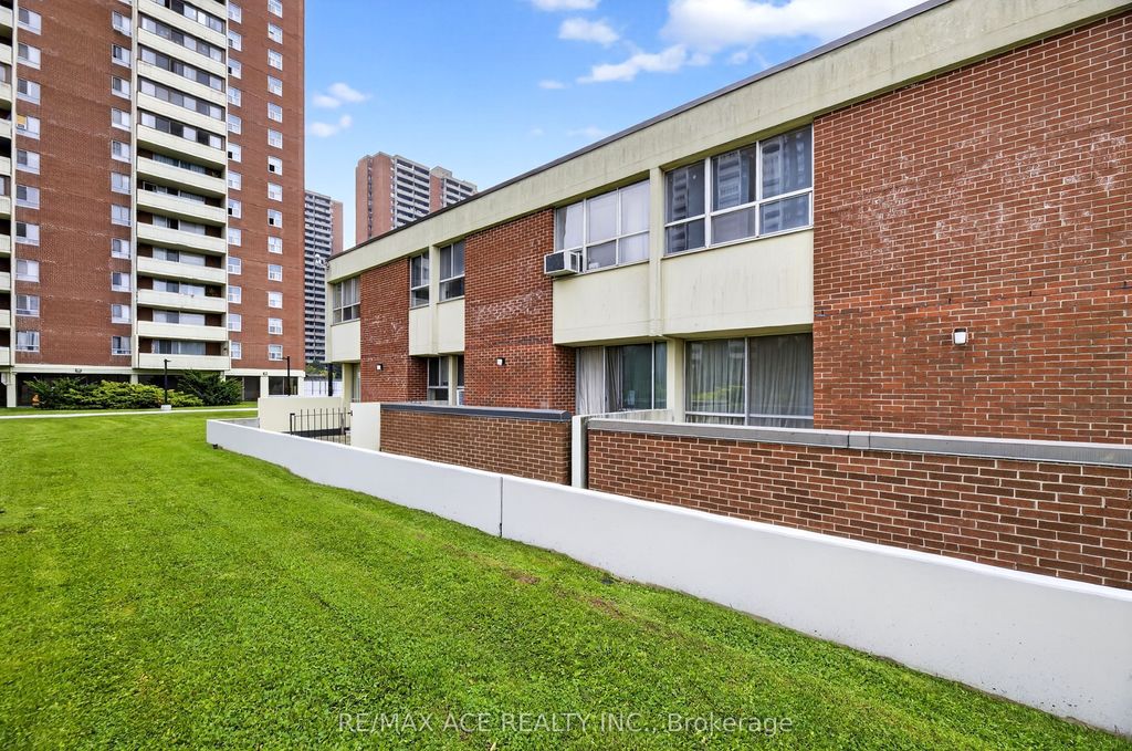Photo of 10 Crescent Town Road #303, Toronto, ON M4C 5L3 (MLS # E12424763)