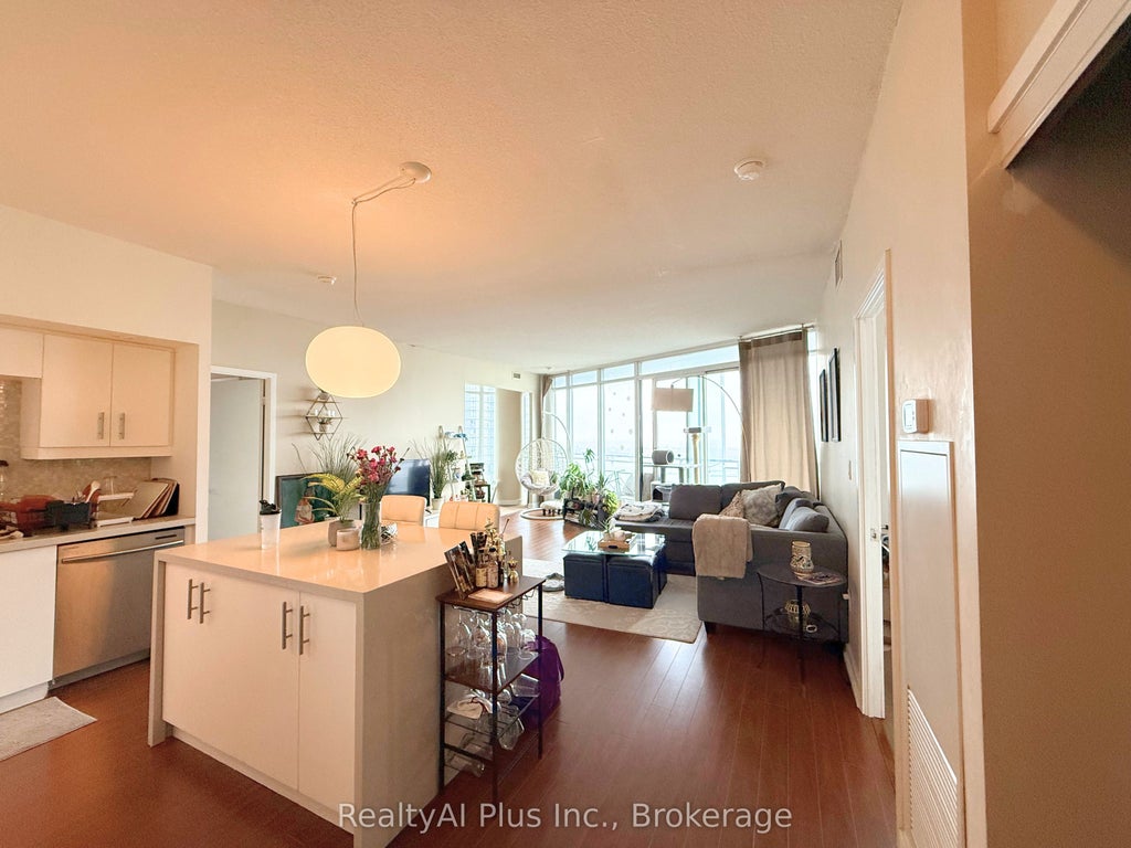Photo of 25 Capreol Court #3311, Toronto, ON M5V 3Z7 (MLS # C13031318)