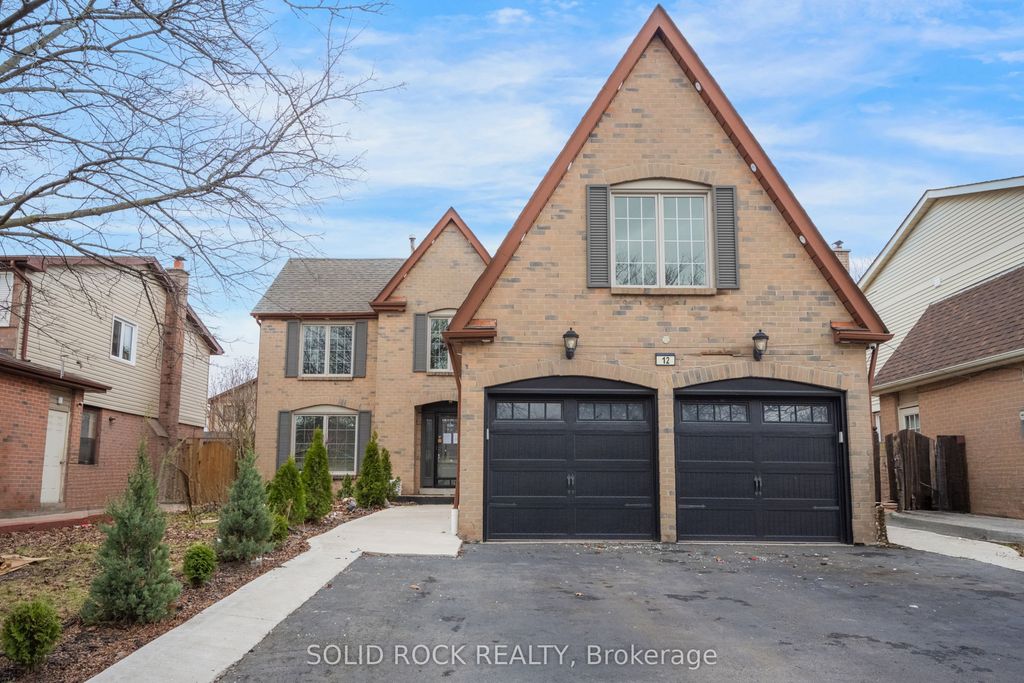 Photo of 12 Torrance Wood, Brampton, ON L6Y 2N3 (MLS # W12981810)
