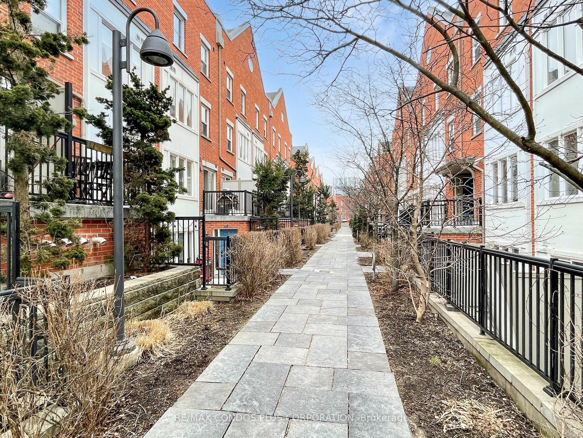 29 Florence Wyle Lane