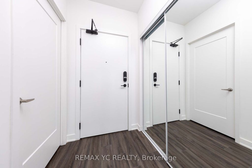 Photo of 135 Lower Sherbourne Street #1939, Toronto, ON M5A 1Y4 (MLS # C12536354)