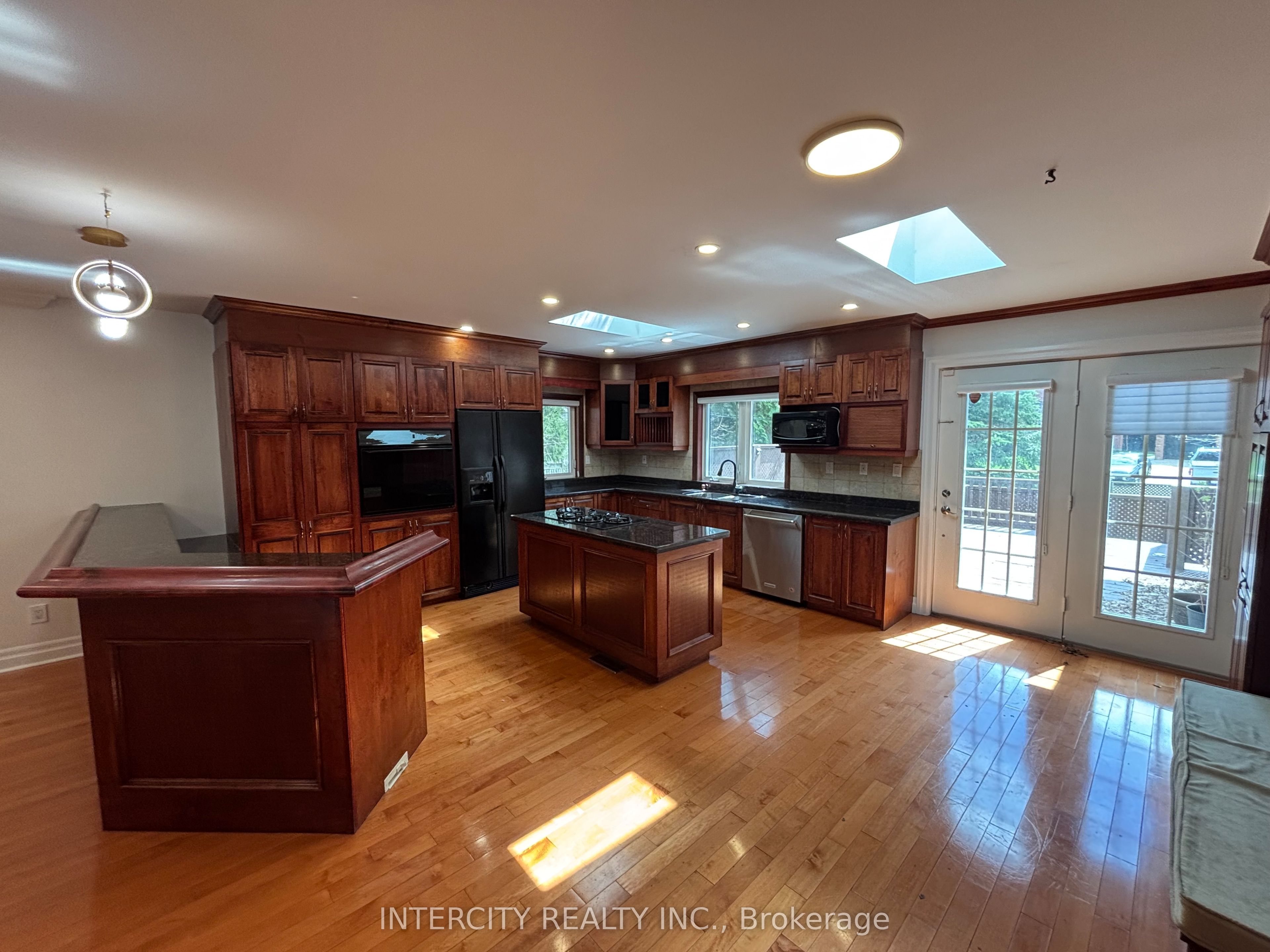 1262 Mississauga Road
