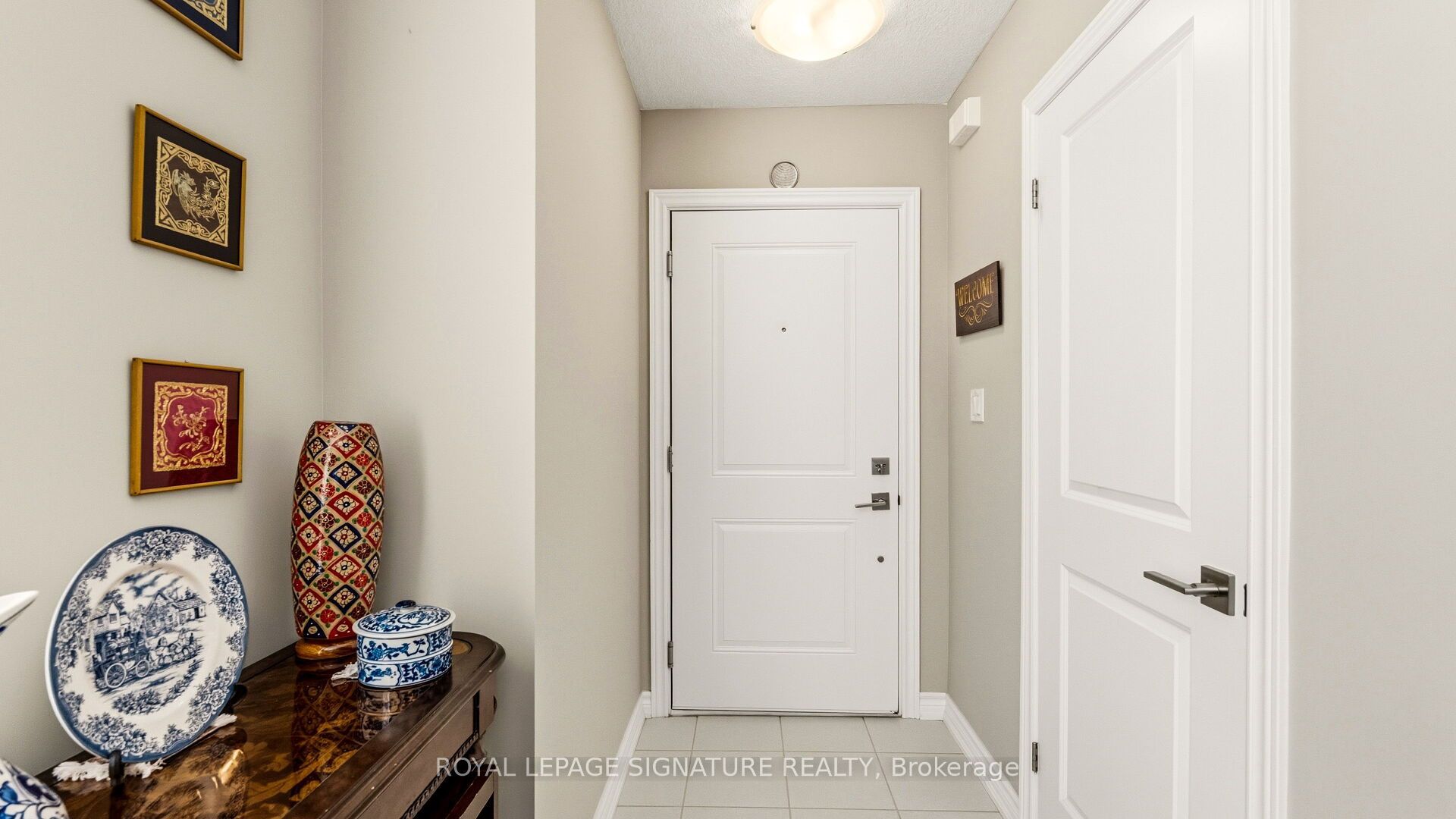 445 Ontario Street S 75