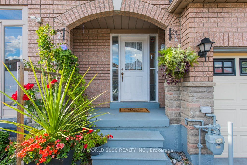 2D View Green Crescent E