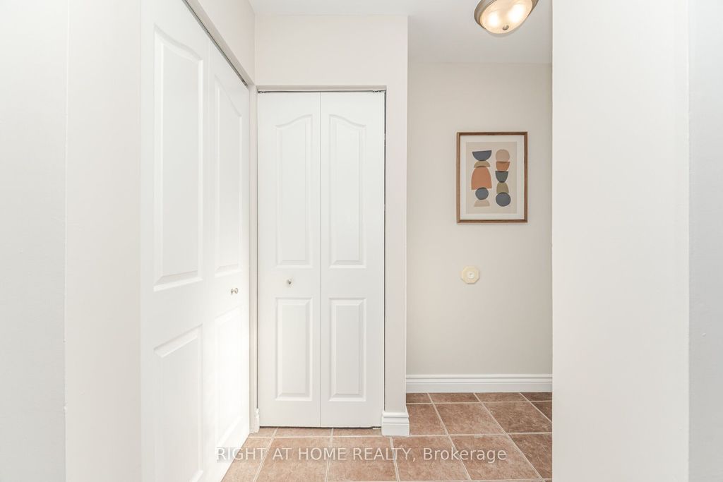 Photo of 17 White Owl Crescent, Brantford, ON N3P 1A1 (MLS # X12800580)