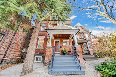 Photo of 13 Evelyn Crescent, Toronto, ON M6P 3C8 (MLS # W12570716)