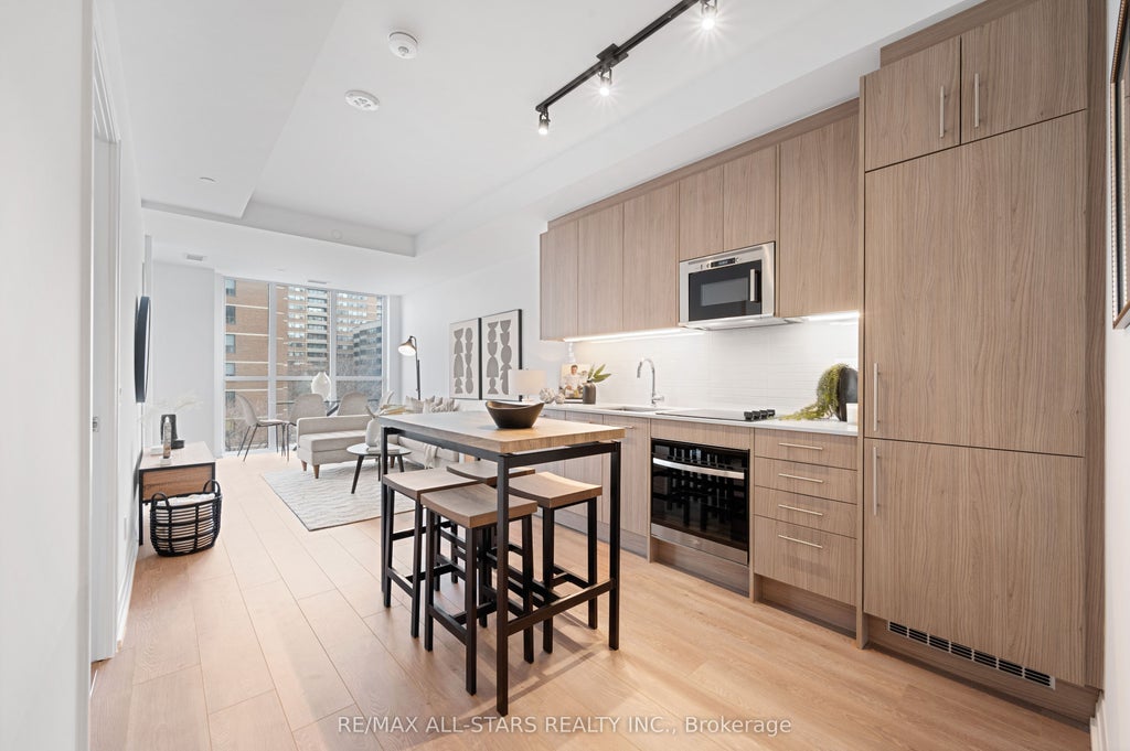 Photo of 286 Main Street #408, Toronto, ON M4C 0B3 (MLS # E13793872)