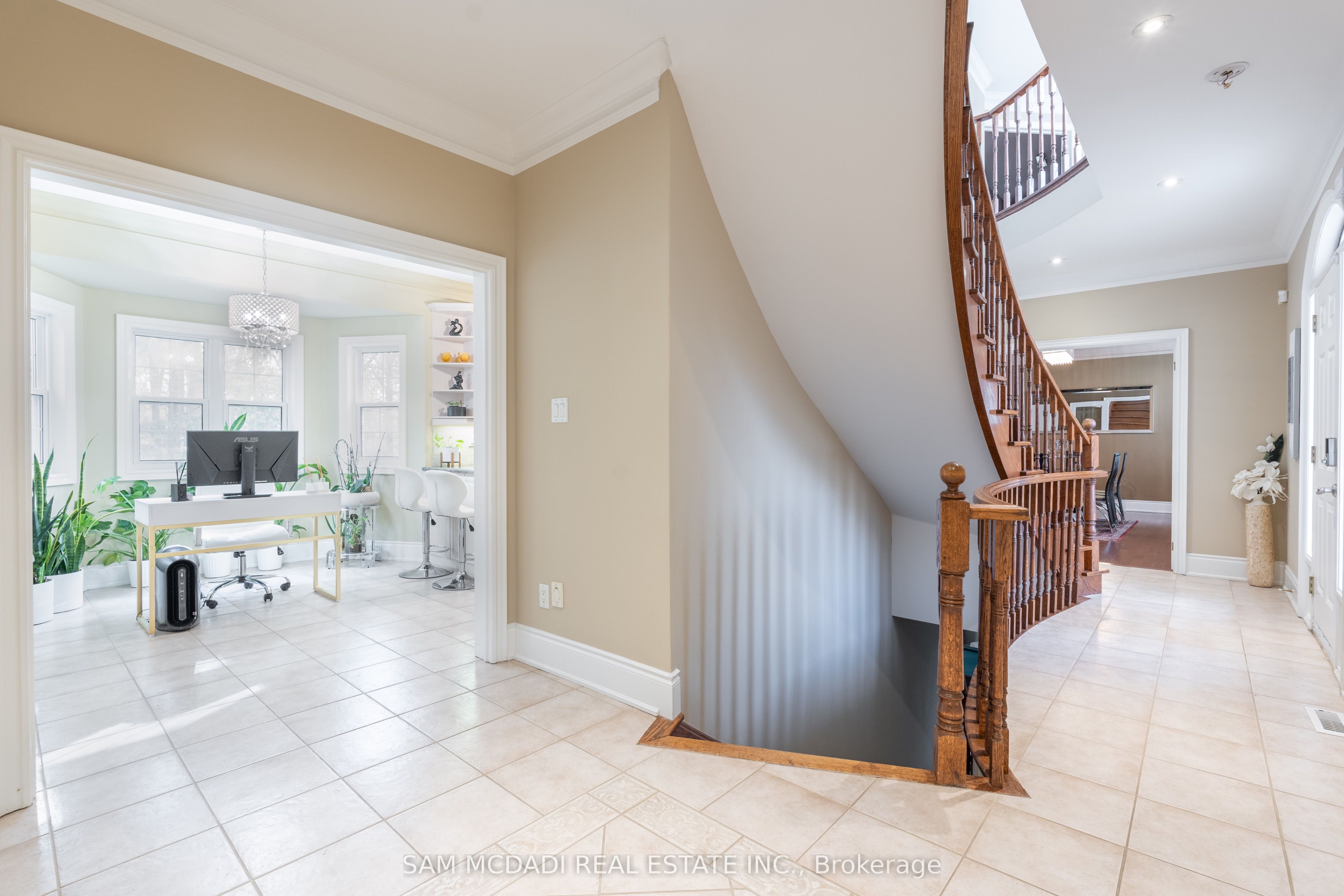 3248 Barchester Court