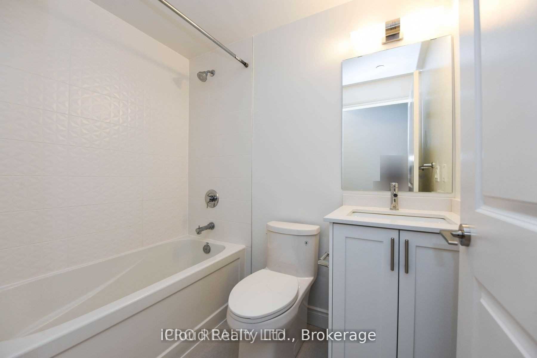 1050 Main Street E 910