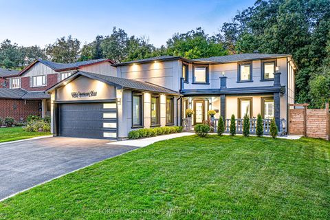 4295 Garnetwood Chase Mississauga ON L4W 2H1