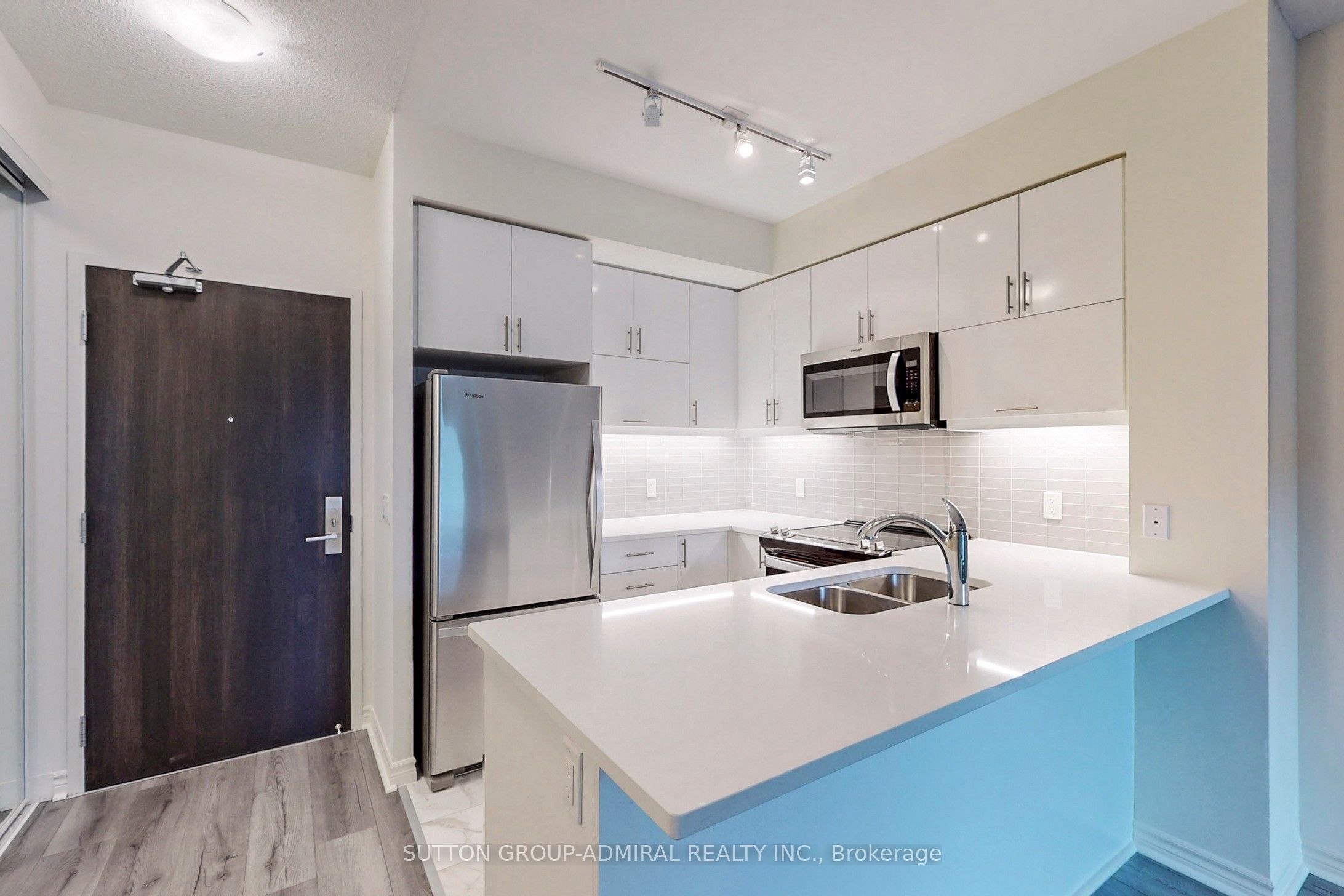 39 Annie Craig Drive 221