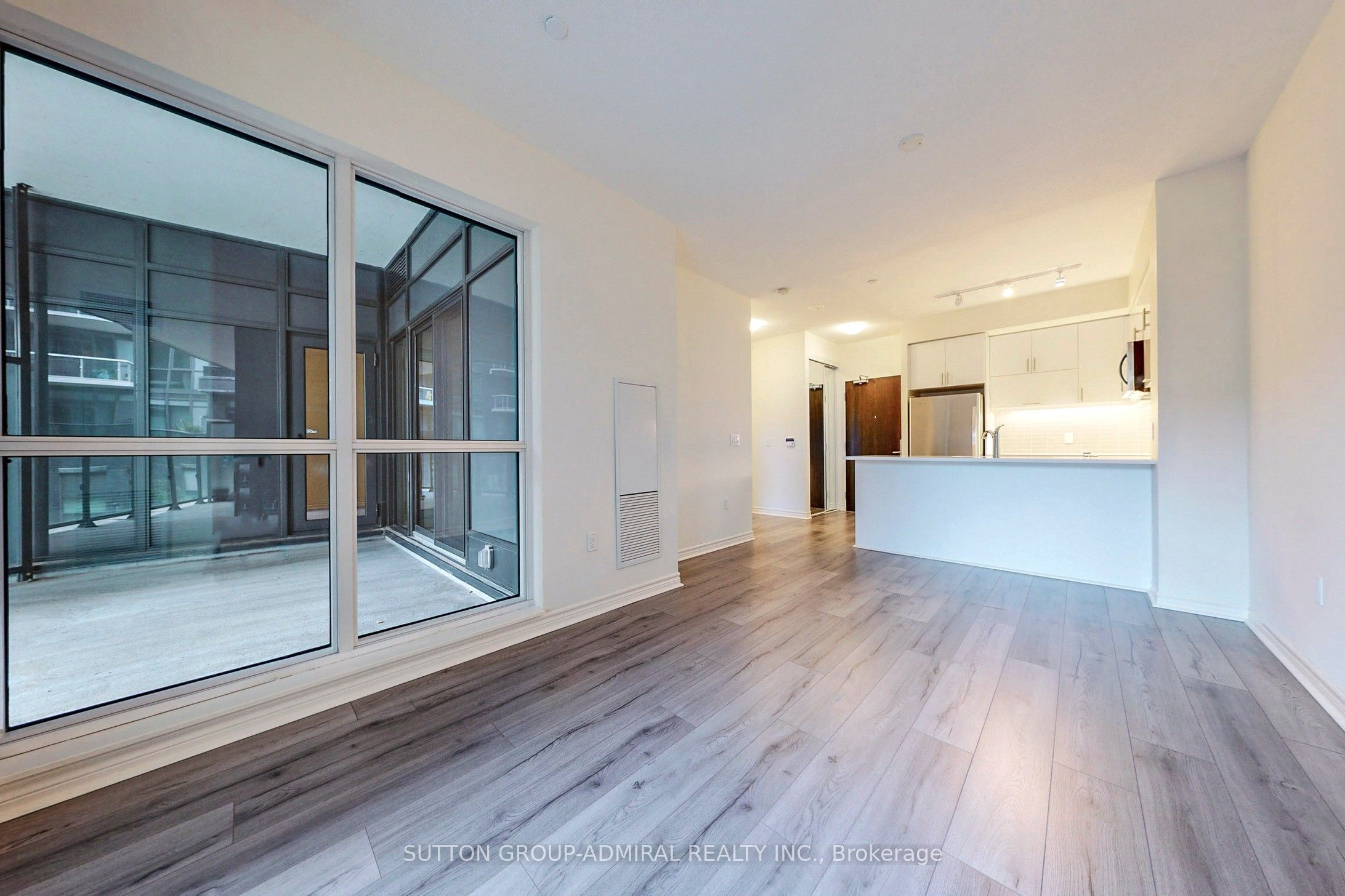 39 Annie Craig Drive 221