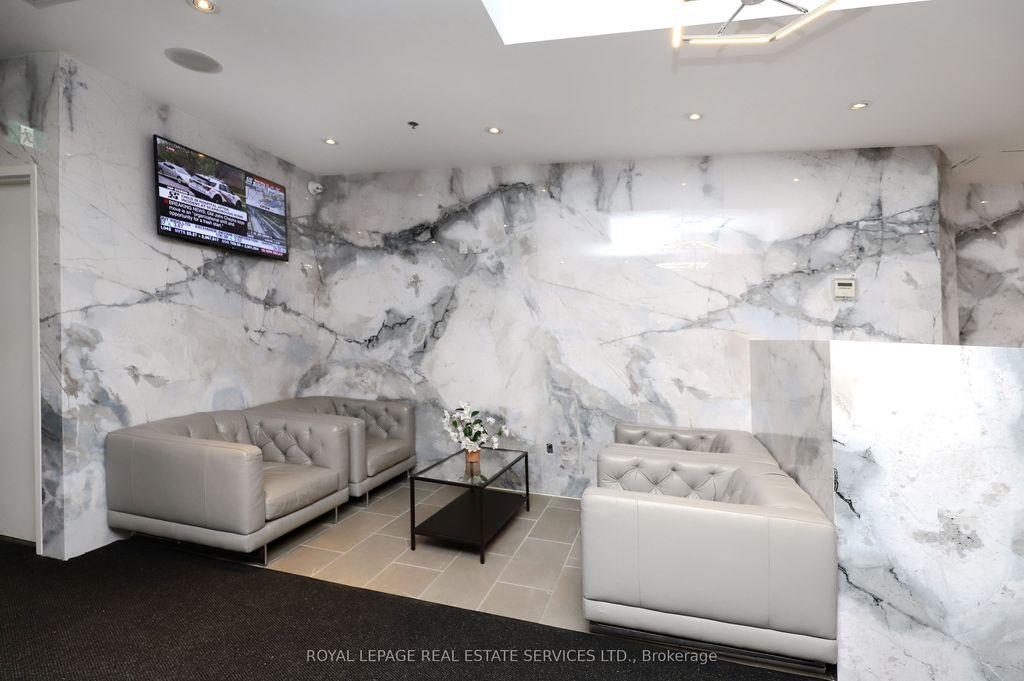 Photo of 105 Victoria Street #504, Toronto, ON M5C 3B4 (MLS # C13126936)