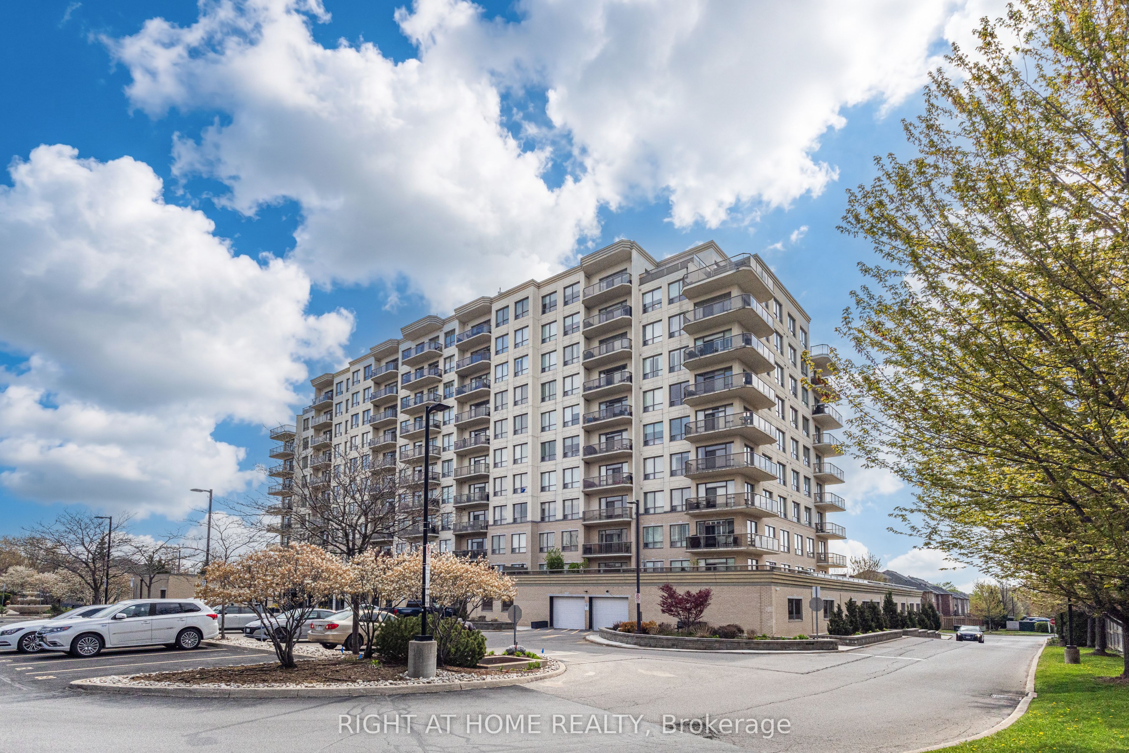 1998 Ironstone Drive 709