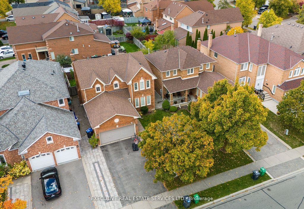 Photo of 48 Eagleridge Drive, Brampton, ON L6R 1E9 (MLS # W12674900)