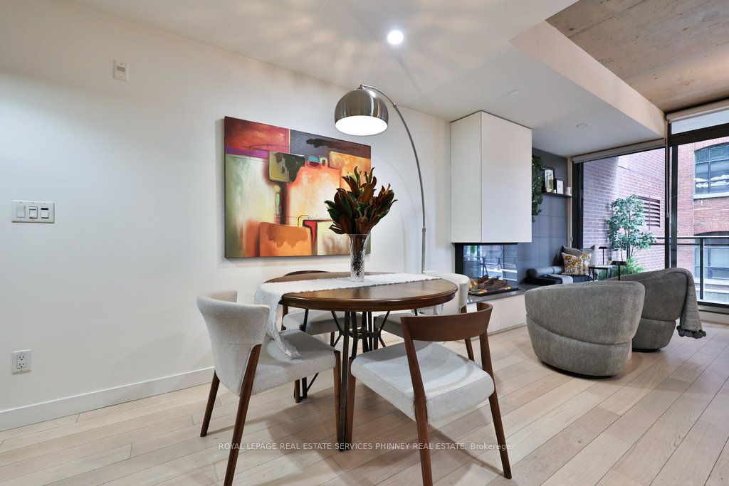 90 Broadview Avenue LW08