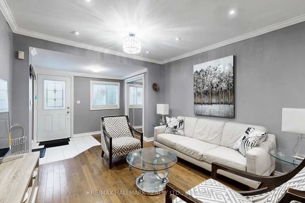 Photo of 4 King Edward Avenue, Toronto, ON M4C 5J6 (MLS # E12674200)