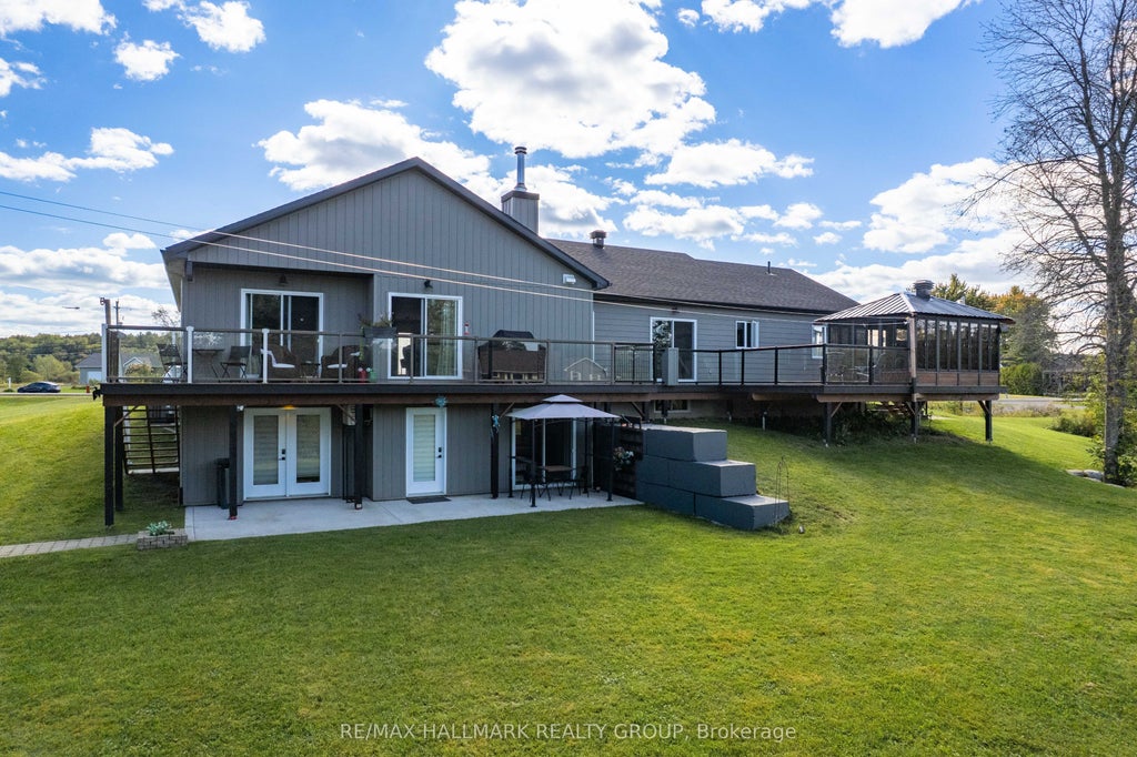 Photo of 3515 Front Road E, Champlain, ON K6A 2R2 (MLS # X13800636)