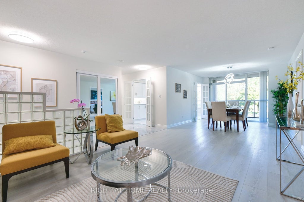 Photo of 3181 Bayview Avenue #215, Toronto, ON M2K 2Y2 (MLS # C13734990)