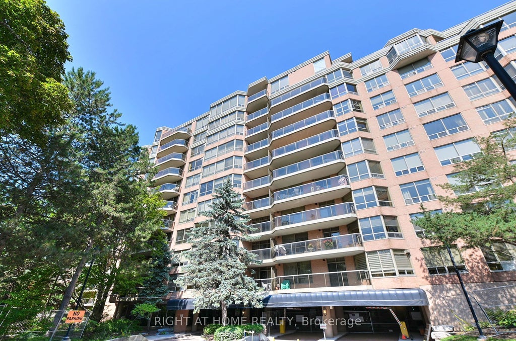 Photo of 3181 Bayview Avenue #215, Toronto, ON M2K 2Y2 (MLS # C13734990)