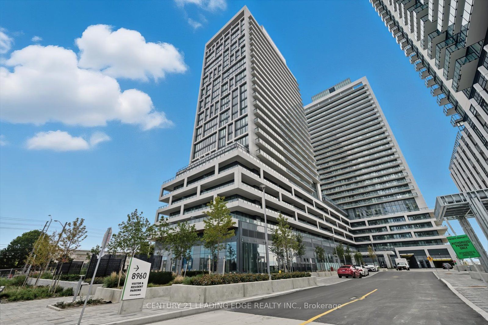 8960 Jane Street 2015