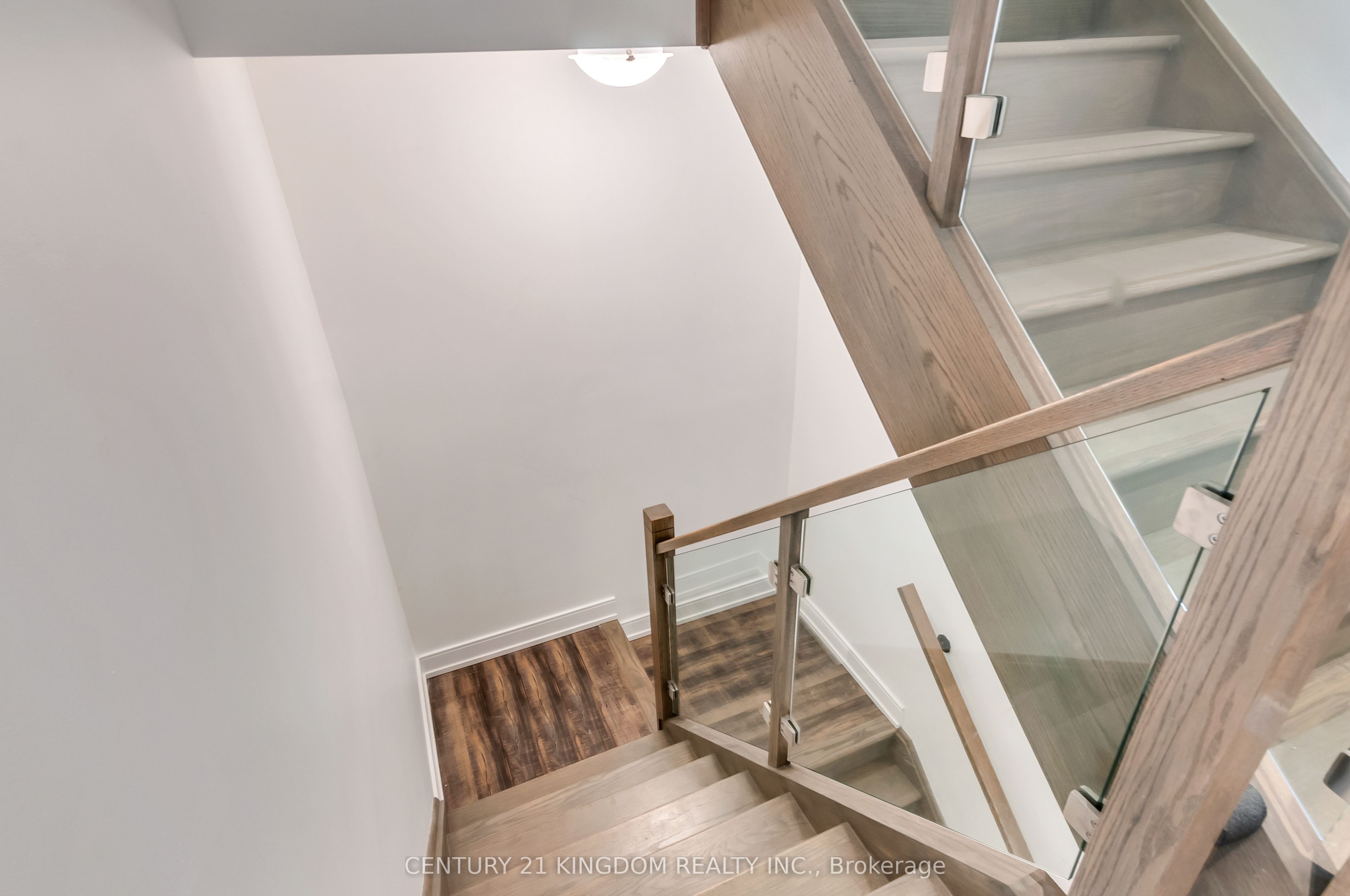 590 Rapids Lane Upper