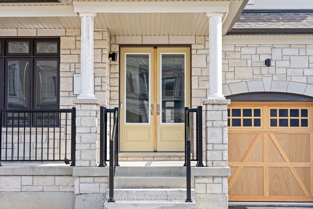 Photo of 17 Mosswood Trail, Brampton, ON L6P 4E7 (MLS # W12927996)