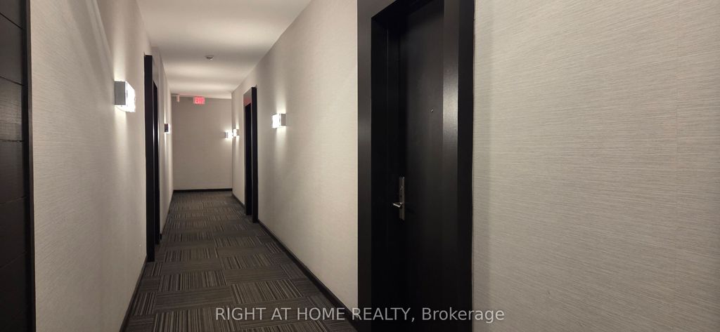 Photo of 478 King Street W #911, Toronto, ON M5V 0A8 (MLS # C12751830)