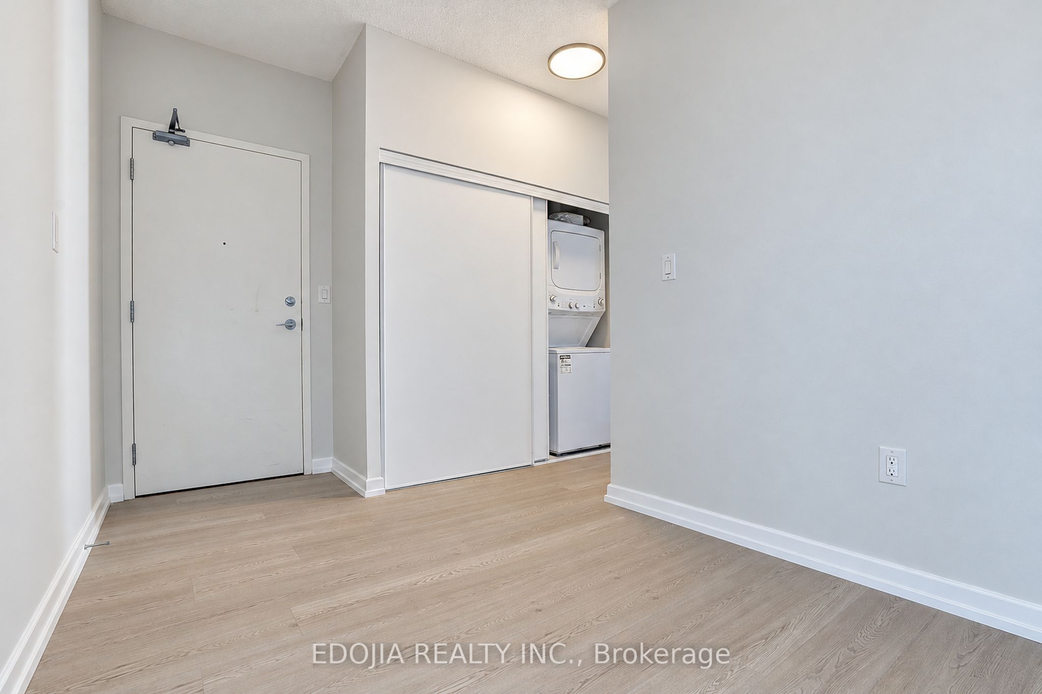 70 Forest Manor Road 511