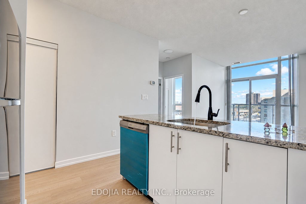 Photo of 70 Forest Manor Road #511, Toronto, ON M2J 0A9 (MLS # C14113768)