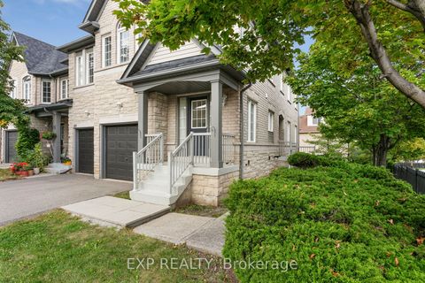 Photo of 5260 Mcfarren Boulevard #181, Mississauga, ON L5M 7J5 (MLS # W12470318)