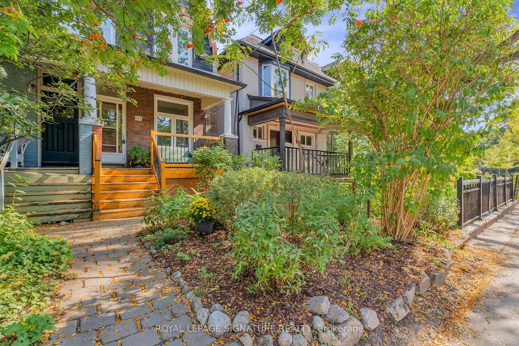 Photo of 667 Shaw Street, Toronto, ON M6G 3L8 (MLS # C12447242)