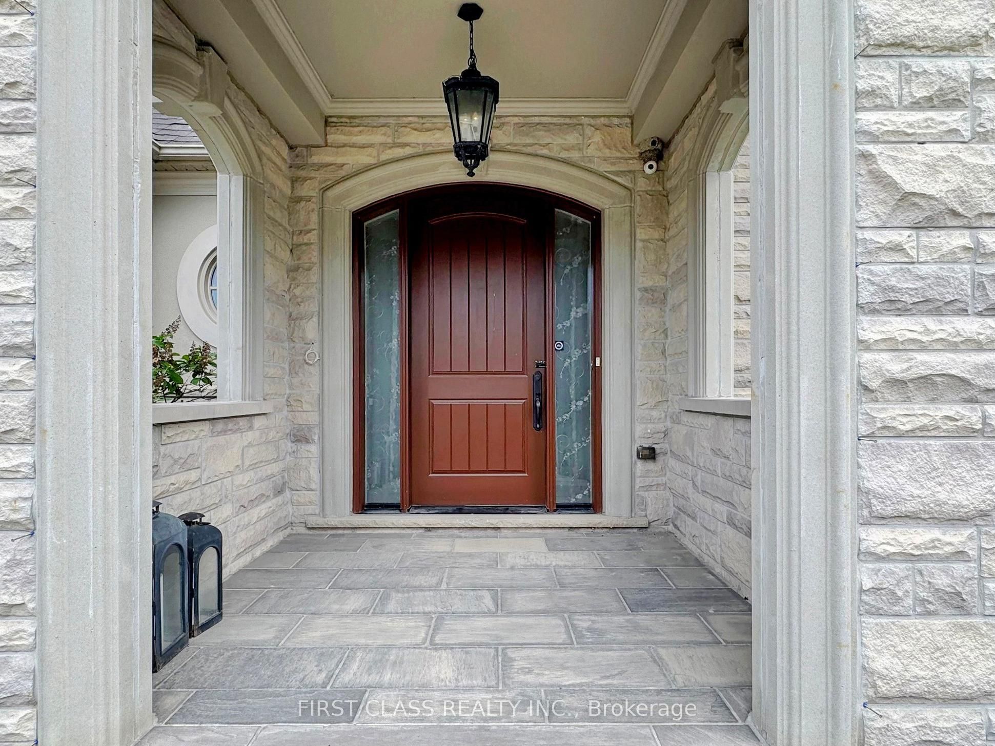 3 Royal County Down Crescent