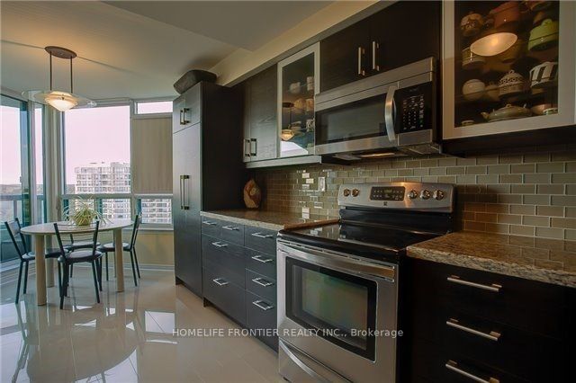 7250 Yonge Street 1502