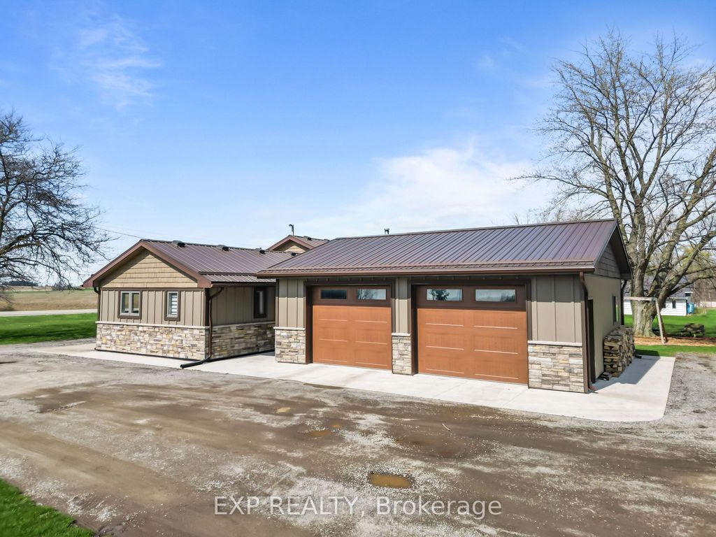 Photo of 9221 Hickory Drive, Strathroy-Caradoc, ON N7G 3H3 (MLS # X13022472)
