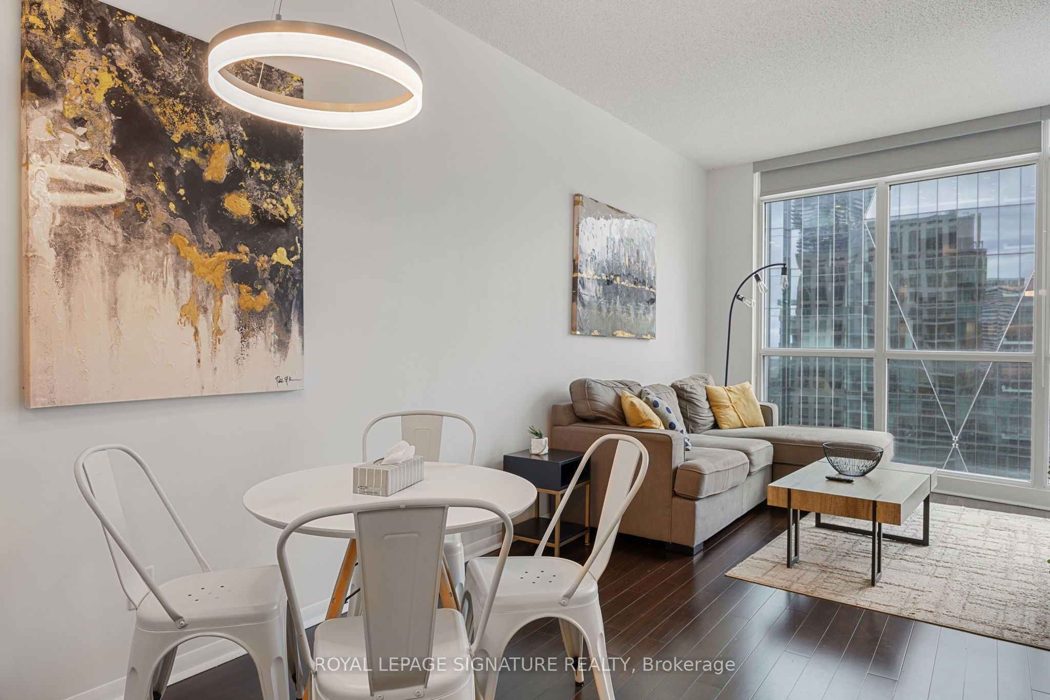 18 Yonge Street 3602