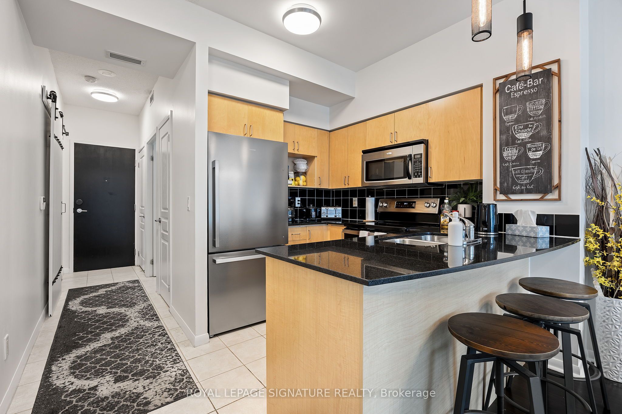 18 Yonge Street 3602