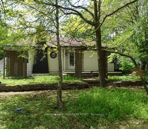 1618 Trotwood Avenue Mississauga ON L5G 3Z9
