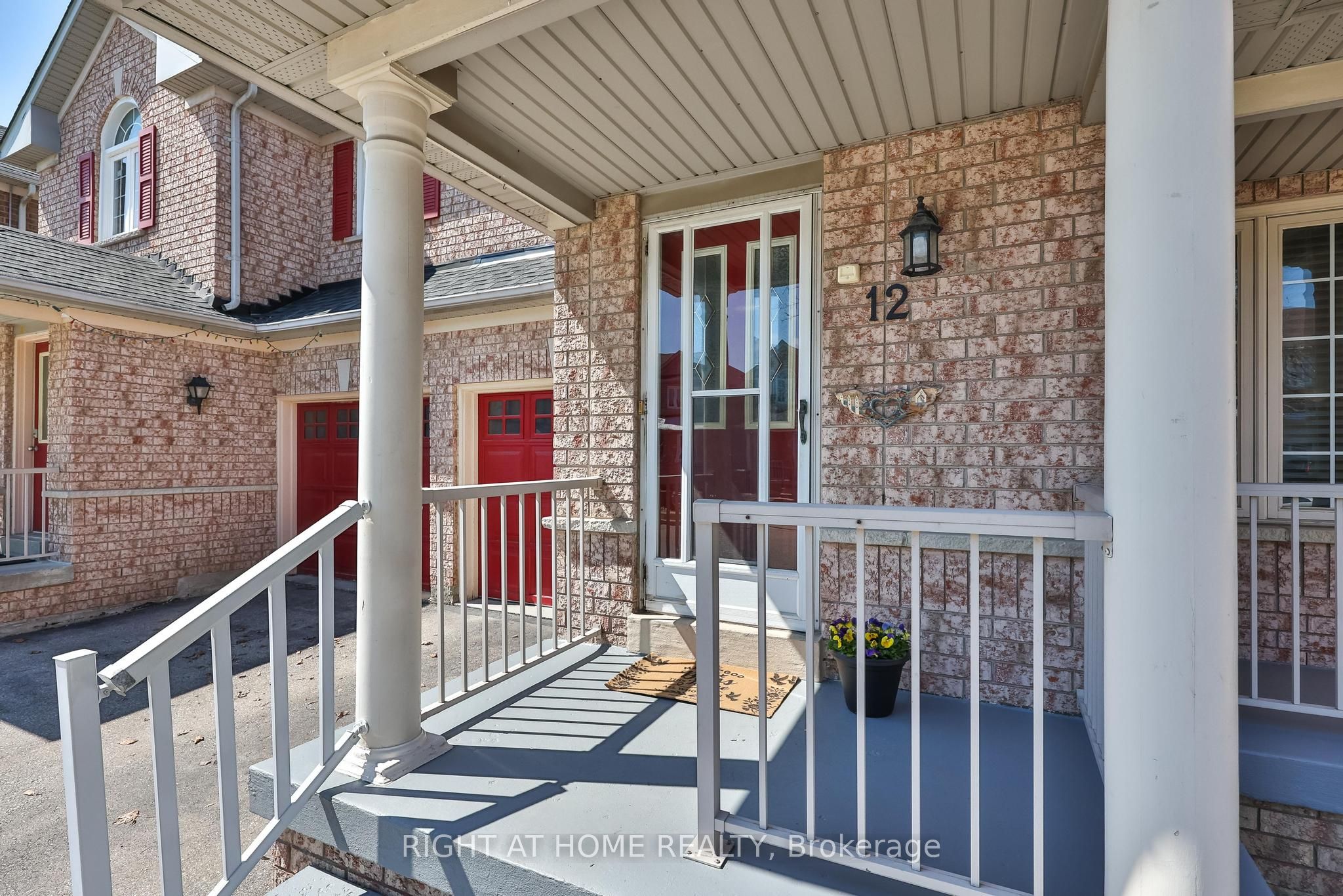 12 Anglers Catch Lane