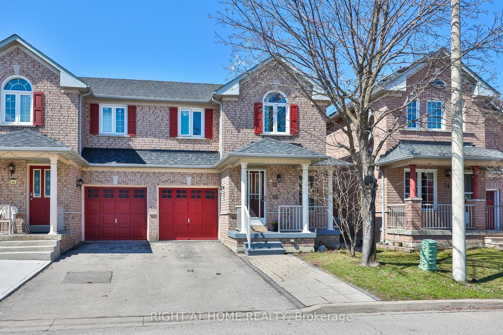 12 Anglers Catch Lane