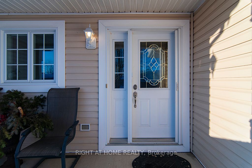 Photo of 156 Gracehill Crescent, Hamilton, ON L8B 1A5 (MLS # X12750926)
