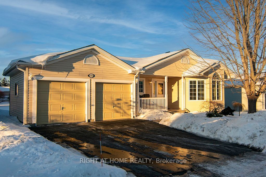 Photo of 156 Gracehill Crescent, Hamilton, ON L8B 1A5 (MLS # X12750926)