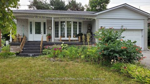 Photo of 47 Tobermory Drive, Toronto, ON M3N 2R4 (MLS # W12569552)