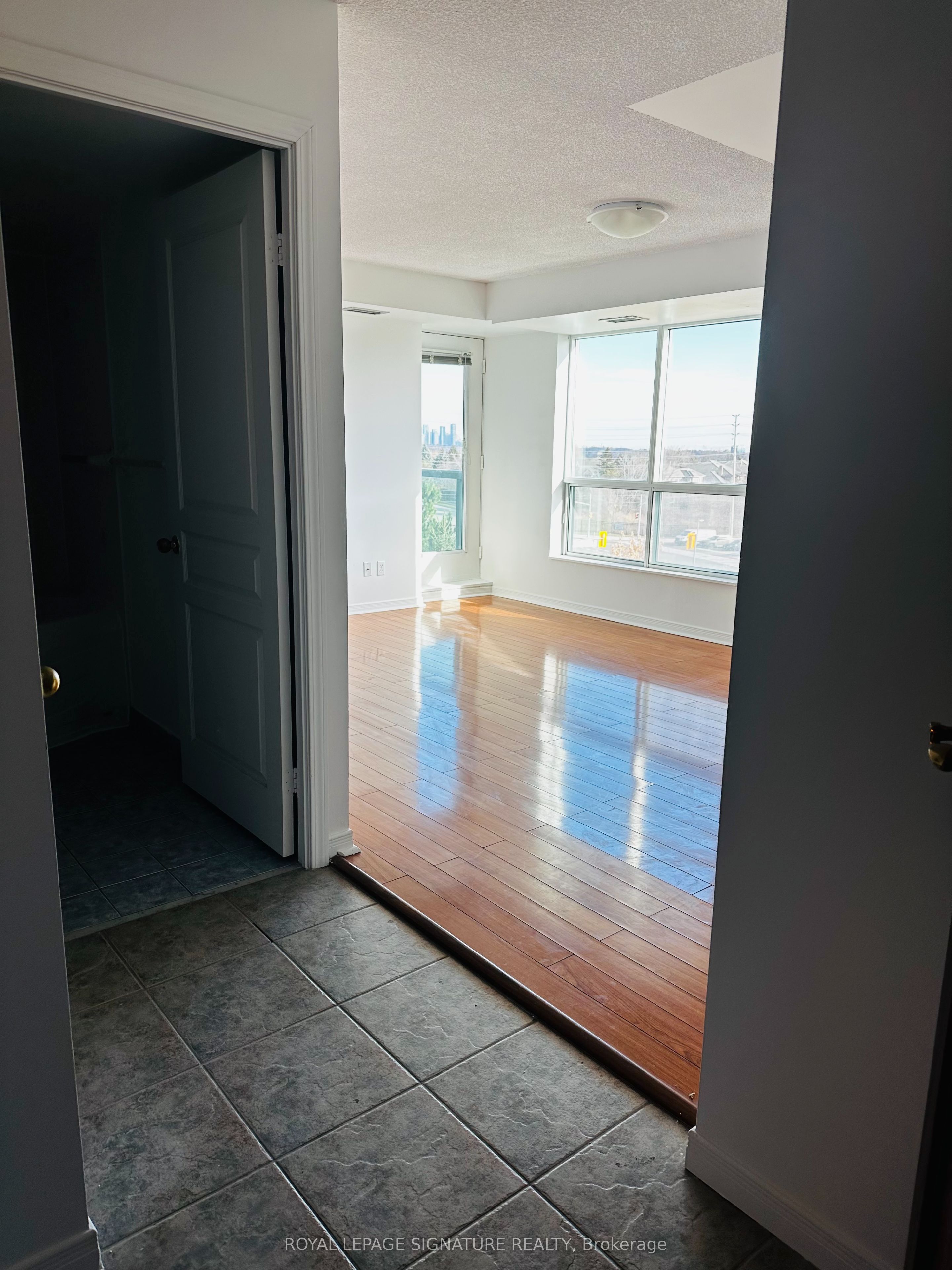 2545 Erin Centre Boulevard 404